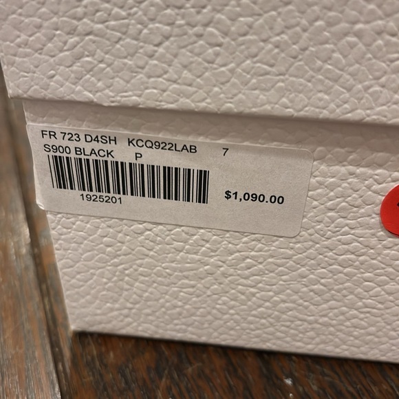 Christian Dior slides - Picture 6 of 6